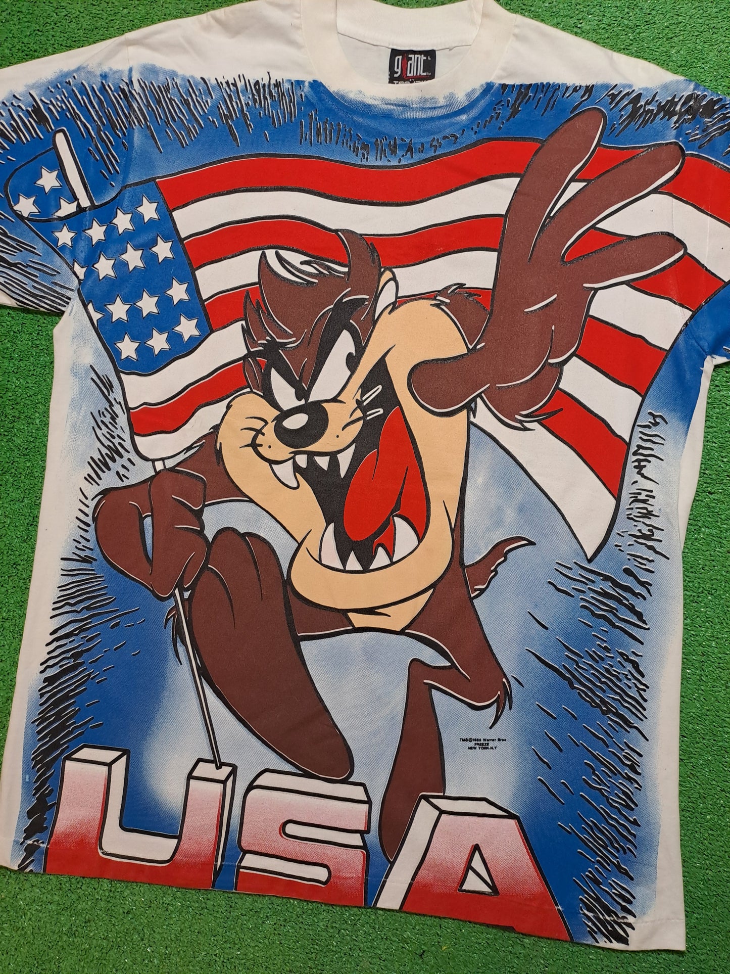 Camiseta T-shirt Taz flag Usa Over print OVP Size L