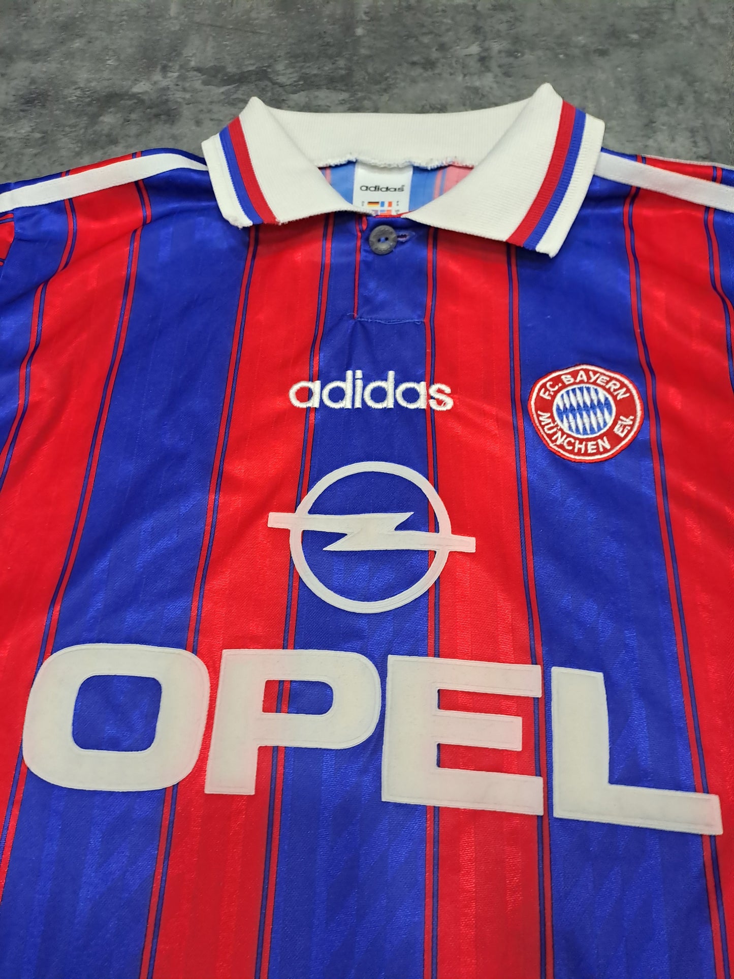 Bayern Múnich 1993-95 Home • Adidas Opel • #4 MIKE • Vintage