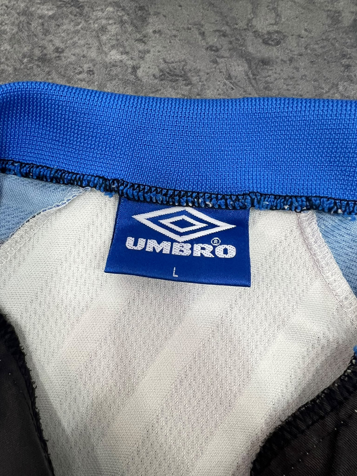 Inter Milan Umbro 1997/98 Away Shirt – Camiseta Vintage Pirelli 90s