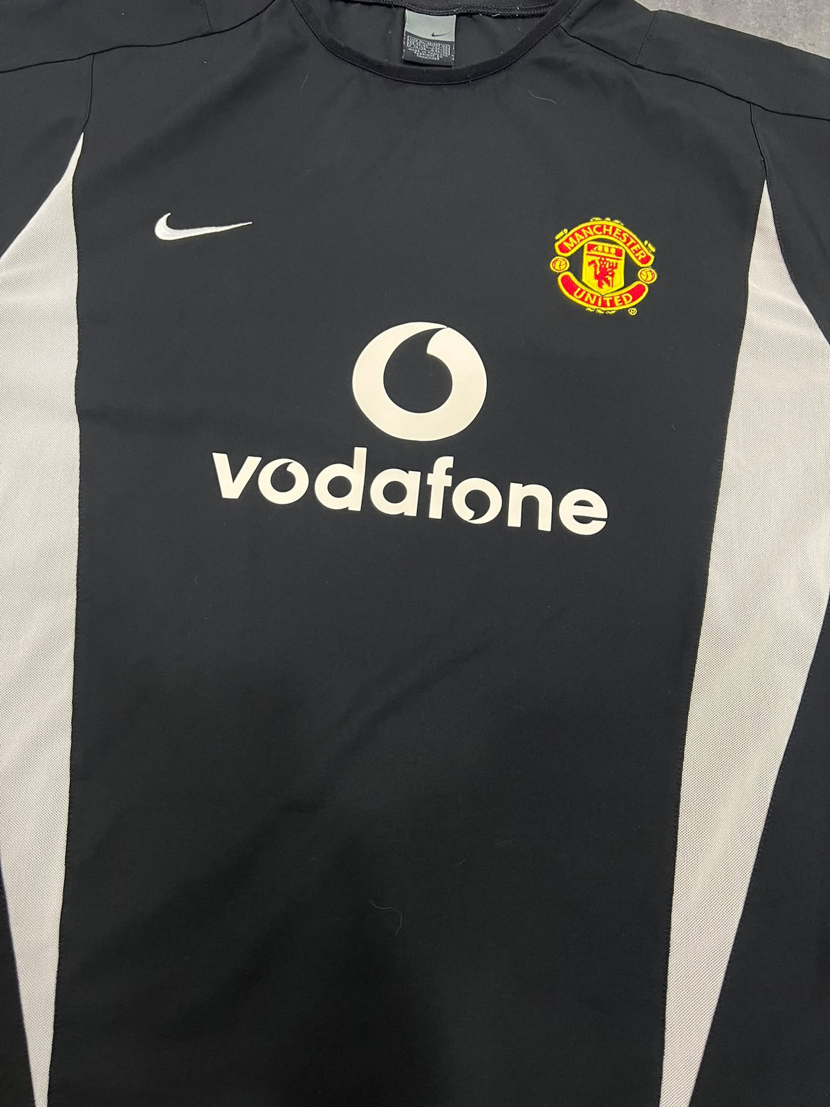 Manchester United Nike Vintage 2002-04 Training Shirt | Vodafone Black XL