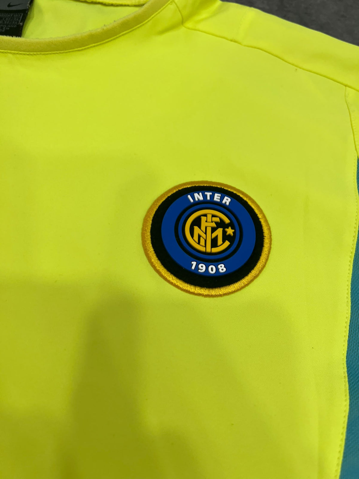 Inter Milan Nike 2002-2004 Vintage Training Shirt Yellow | L