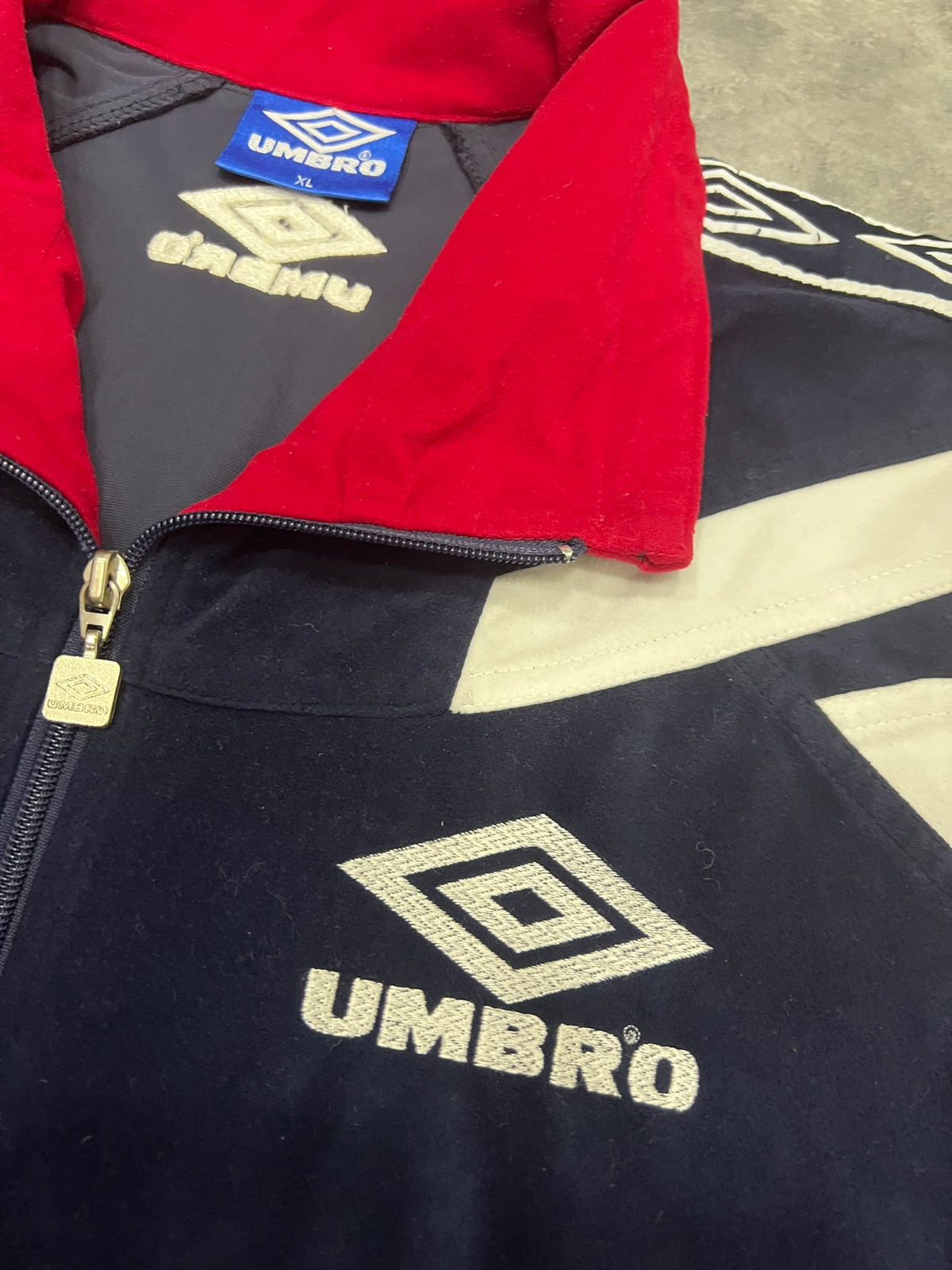 Chaqueta Deportiva Écija Balompié Umbro Vintage 90s Track Jacket – XL