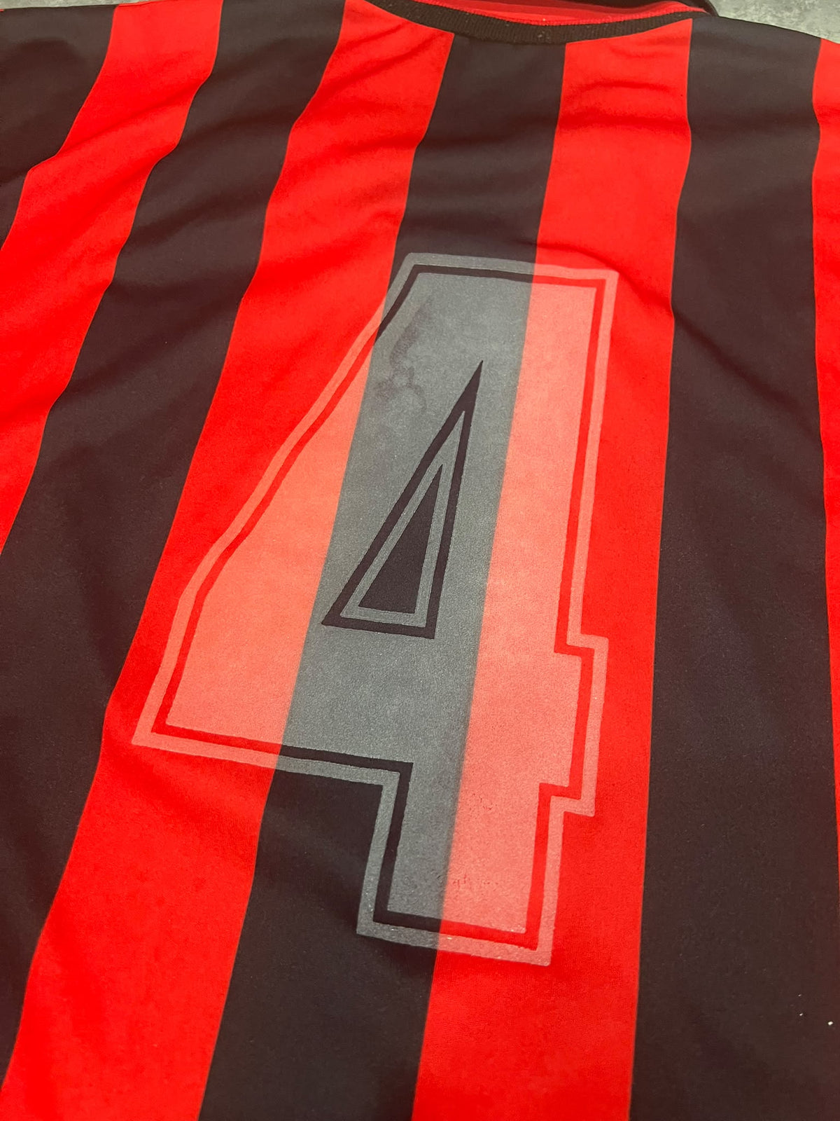 AC Milan Adidas Original 1990-91 Mediolanum #4 – Vintage Football Shirt