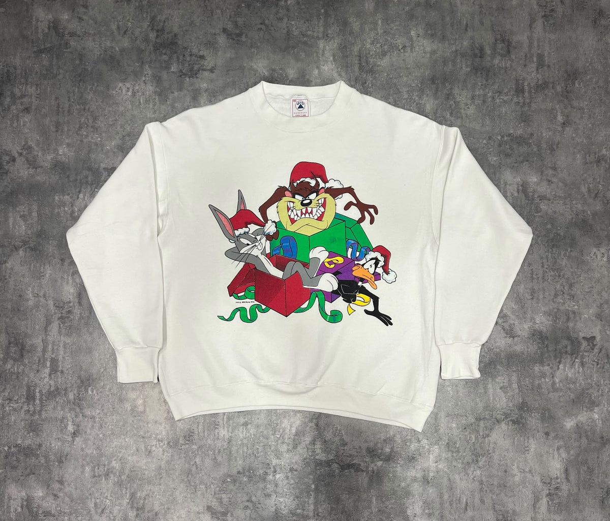 Looney Tunes Christmas 1993 Vintage Sweatshirt – Bugs Bunny Taz Daffy Made in USA