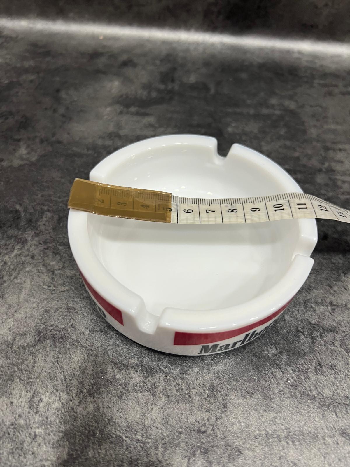 Cenicero Marlboro Vintage 80s/90s – Retro Advertising Ashtray
