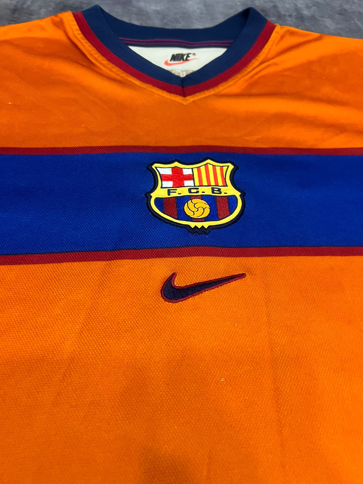 FC Barcelona 1998/99 Nike Away Shirt Kluivert #19 | Camiseta Barça Naranja Vintage 90s
