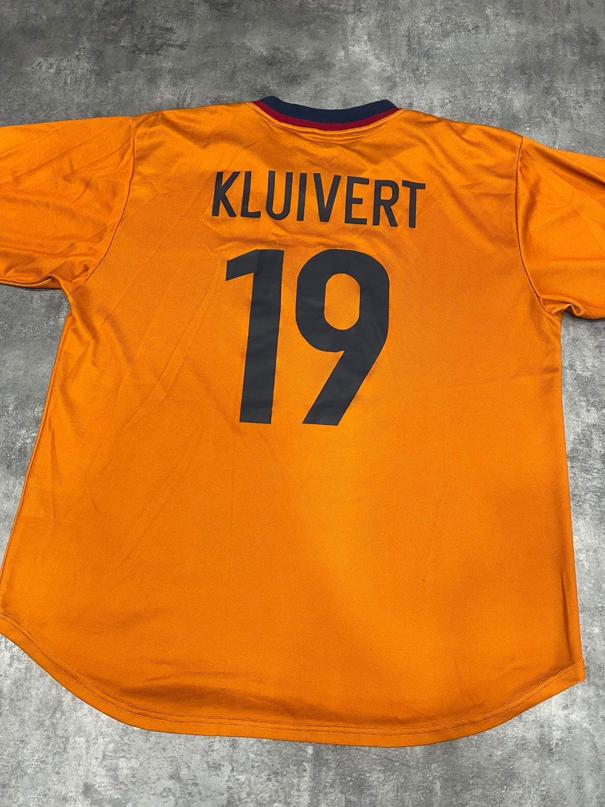 FC Barcelona 1998/99 Nike Away Shirt Kluivert #19 | Camiseta Barça Naranja Vintage 90s